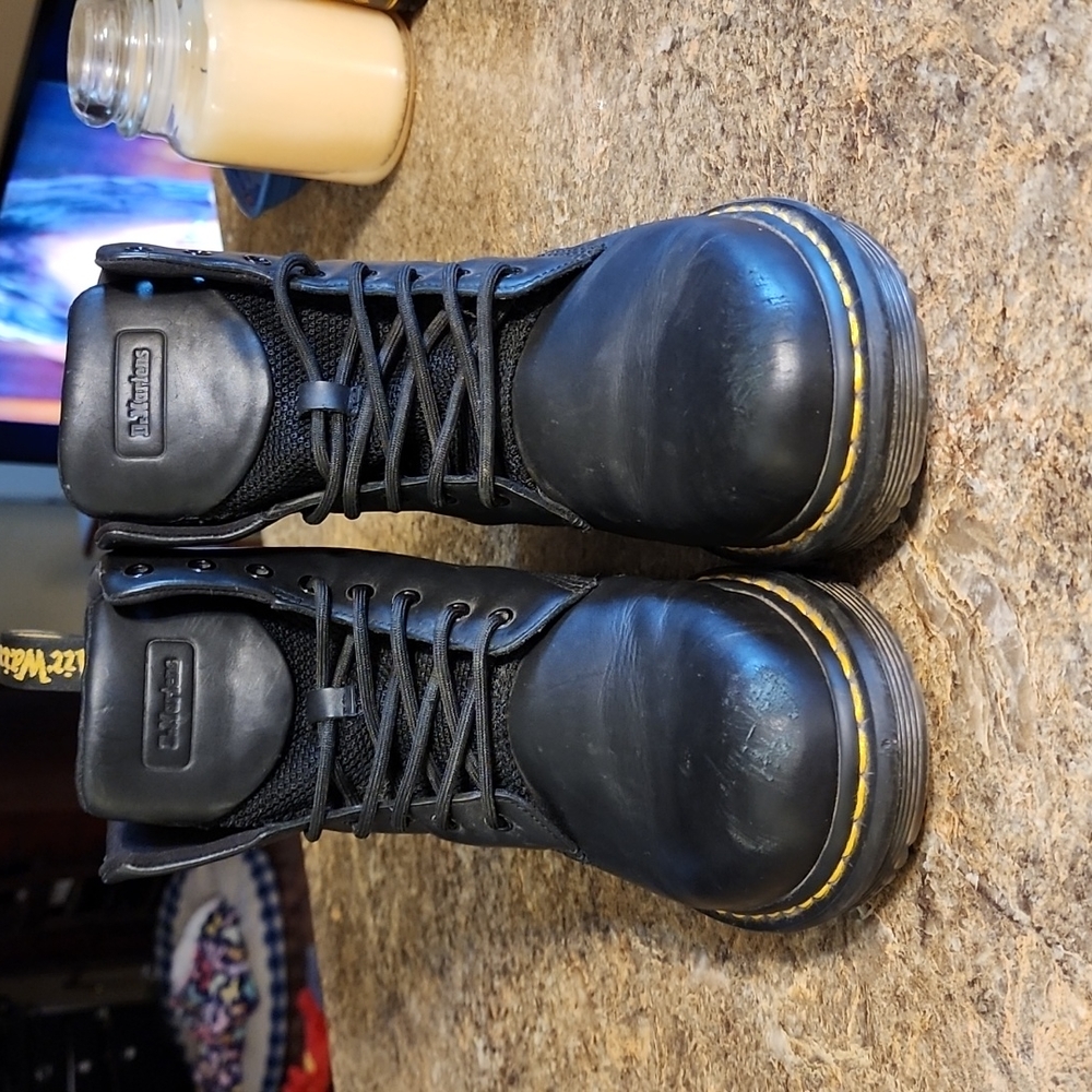Dr Martens combat boots Size 11